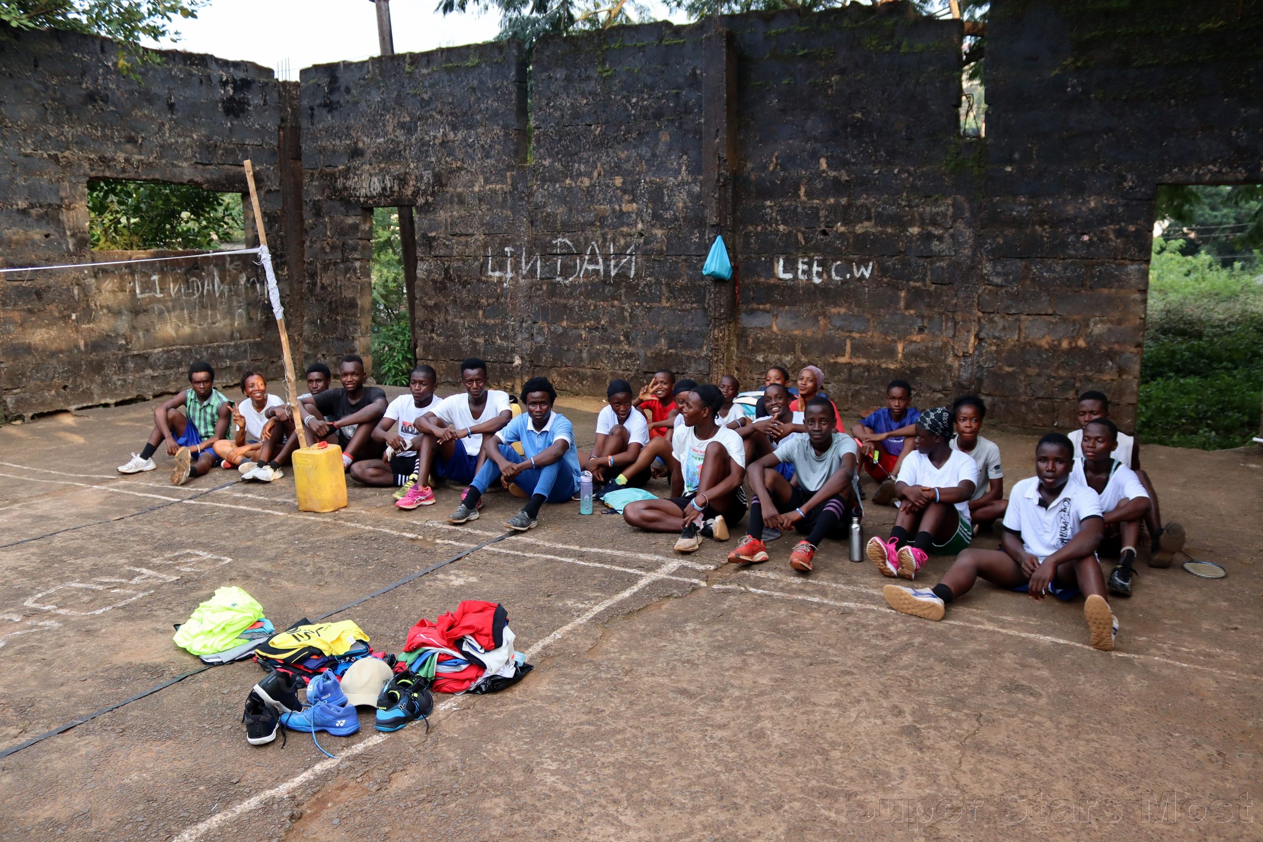Přečtete si více ze článku Mostečtí badmintonisté se zapojili do materiální sbírky pro Afriku